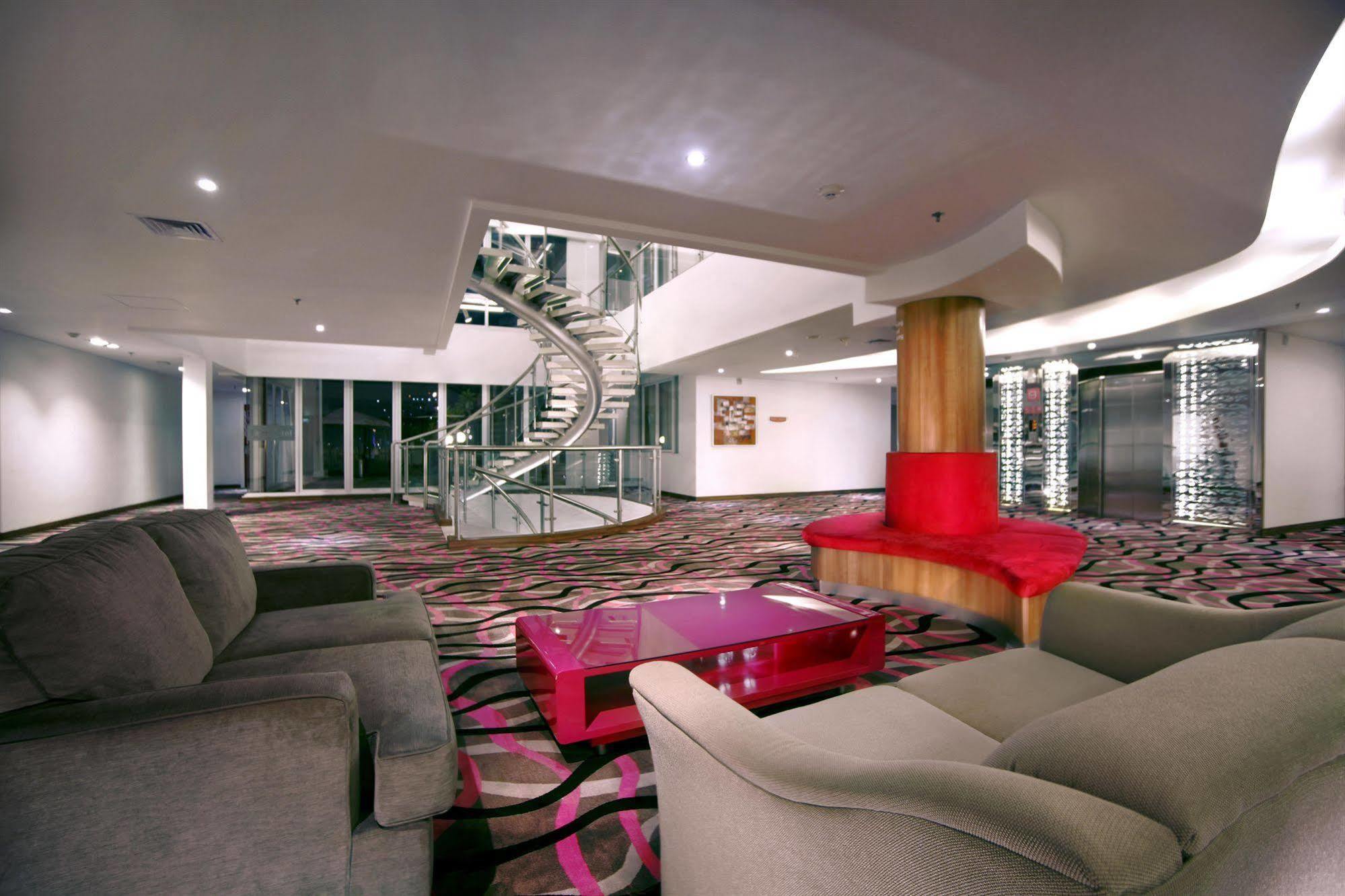 favehotel LTC Glodok Giacarta Esterno foto
