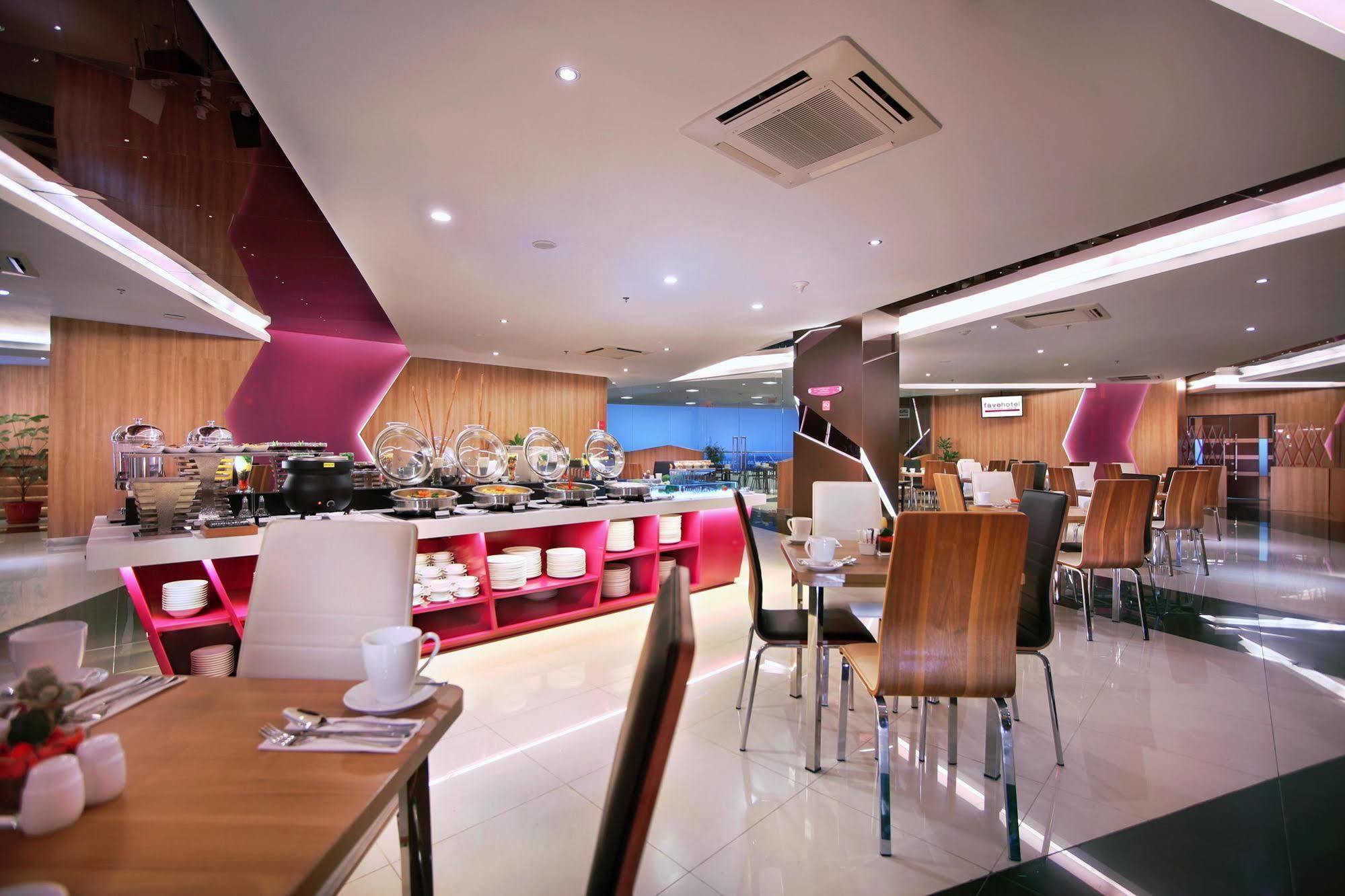favehotel LTC Glodok Giacarta Esterno foto