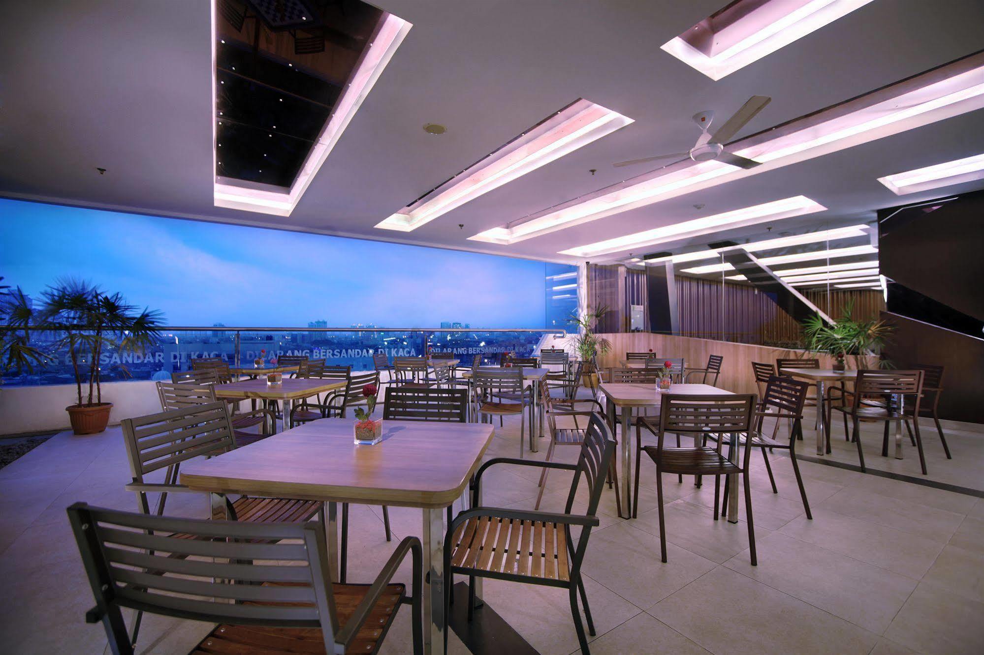 favehotel LTC Glodok Giacarta Esterno foto